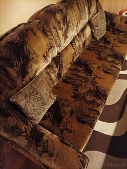 Gauč, 2 kreslá a taburetka