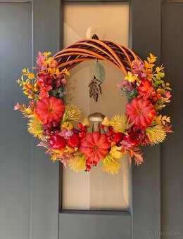Jesenný veniec dekorácia na dvere 35cm Venček J6