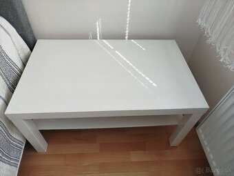 Konferenčný stolík