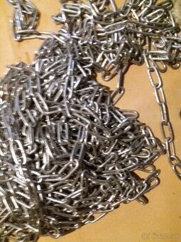 Predám nerezovú reťaz: 65x8 -1M-9-eur.