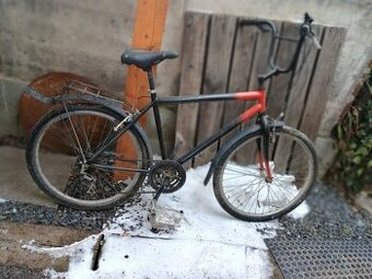 Predám starší horský bicykel