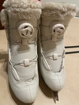 Dámske zateplenékorčule na ľad s automatickým uťahovaním BOA