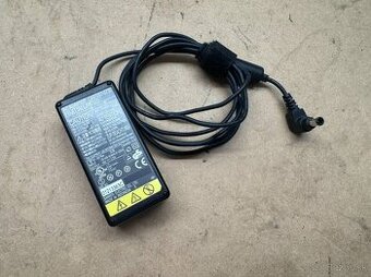 Nabíjačka Fujitsu 40W Original adaptér 16V 2.5A