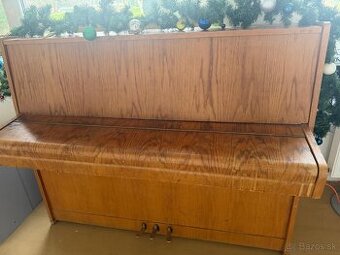 Klavír 150€ + odvoz