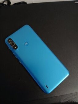 Motorola E7 power