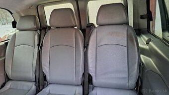 Zadné sedadlá vito