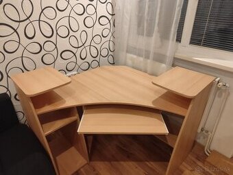 Predám písací stôl