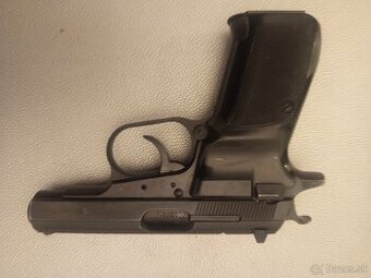 Predám samonabijaciu pištoľ