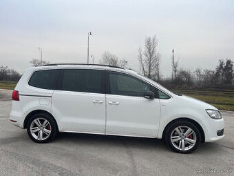Volkswagen Sharan 2.0 TDI DSG edicia match r.v 2013 bixenon