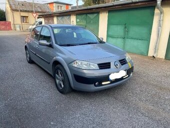 Renault Megan 1.6 benzín 141 000km Garážováne