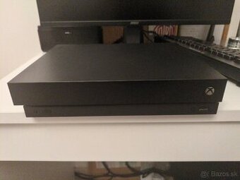Xbox one x 1tb