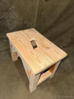 Šamlík z RECYKLOVANÉHO DREVA