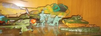 2x Tank vojačikovia vojaci lietadlo model