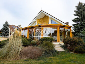 PREDAJ - 6i, RD s bazénom a wellness, Strmé Vŕšky, Záhorská 