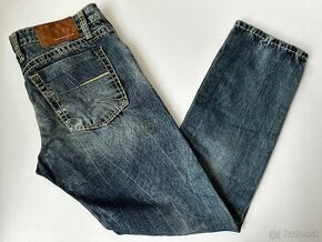 Pánske,kvalitné džínsy CAMP DAVID - veľkosť - 33/32
