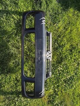 Predam predny naraznik r32 na golf 4