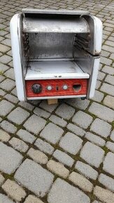 Gril starozitnost - 1