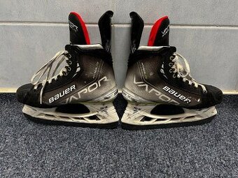 Korčule Bauer Vapor Hyperlite
