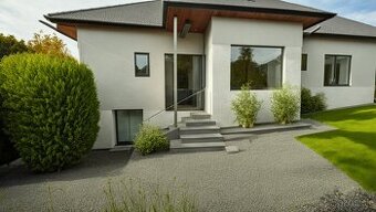 3+1 izbový rodinný dom, pozemok 1823m2, HRHOV