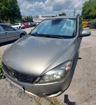 Kia Ceed 29 000 km, jeden majitel