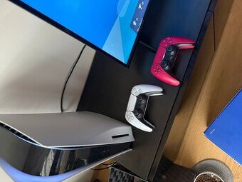 PS5 Playstation s mechanikou