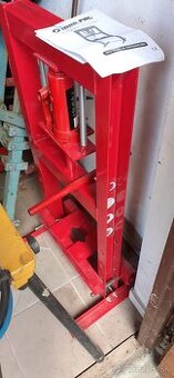 Lis - zamočnícky-do dielne