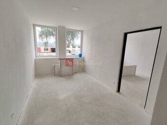 Byt 3+kk, 58,74m2, vyvýšené prízemie, parkovacie miesto, Cho