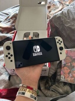 Nintendo Switch oled + Hry