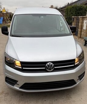 VW Caddy 2018 1.0 TSI  74 kW možný odpočet DPH