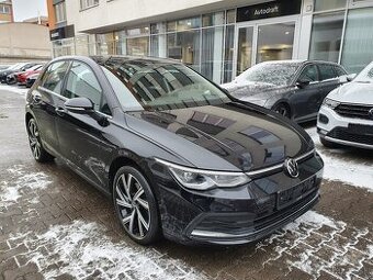 VW Golf 8 Style 1.4 TSI Hybrid 150kW DSG - záruka Autodraft