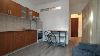 Prenájom garsónka Lučenec  (ul. M. R. Štefánika)