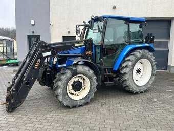 Traktor NEW HOLLAND TL 8O A  Dovoz z Rakouska  Čelní naklada