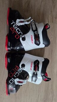 Predám detské lyžiarky 237 mm - 19- 19,5 mm