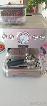 Kávovar eta artista pro