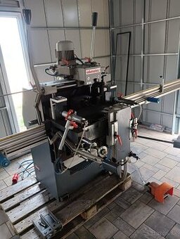 Kopírovací frézka Elumatec KF 178 k výrobě oken a dveří
