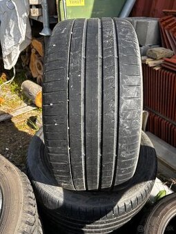 305/40 R20 Pirelli