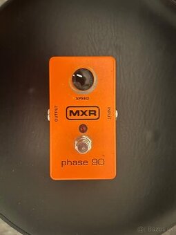 Predam gitarove efekty Dynacomp, Phase 90, Fuzz Factory
