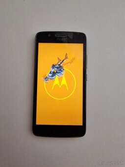 Motorola Moto G5 XT1676 (3GB RAM 16GB ROM), dual sim, SD