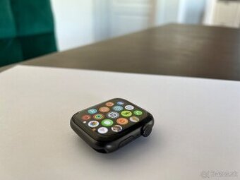 Apple Watch SE 44 mm Space Grey s GPS