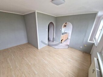Čiastočne rekonštruovaný 1-izb byt Komárno