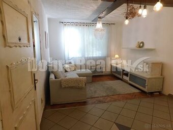Ponúkame Vám na predaj priestranný, zrekonštruovaný 3-izb. b