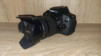Canon EOS 750D