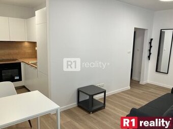Nový 1 izbový byt 37 m2+ 4 m2 balkón, výťah + parking, Piešť - 1