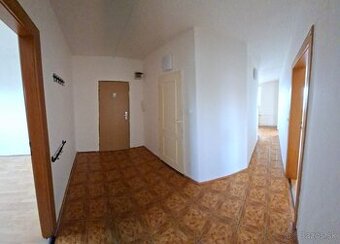 Trojizbový byt blízko centra mesta LC - Adyho ulica