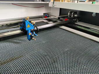 130w laserová gravírka, 1300x900mm, CW5200