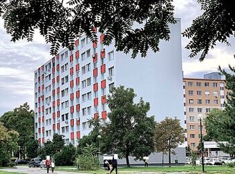 3 i. Ľubovnianska, Petržalka, blízko Draždiaku, OV, 73m2,Lo