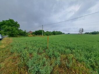 Predám pozemky na stavbu RD v Lužiankach - 1