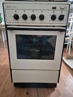 Predám plynový sporák