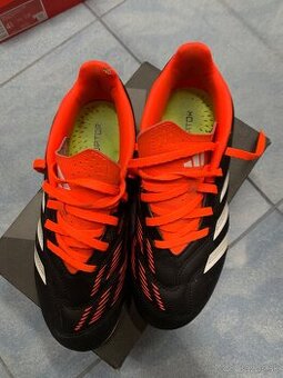 Kopacky Adidas Predator vel. 36