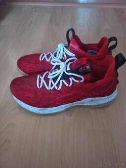 Predám tenisky NIKE ZOOM LeBron